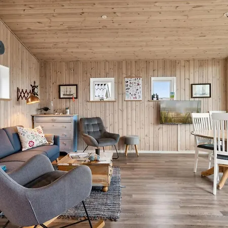 Holiday home Gyrid - 150m From The Sea In Djursland And Mols By Interhome