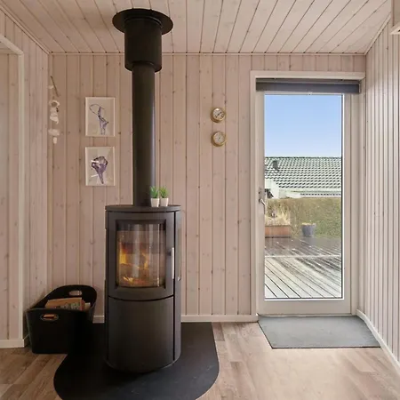 Gyrid - 150m From The Sea In Djursland And Mols By Interhome Holiday home Ronde